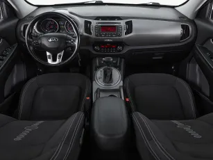 Kia  8