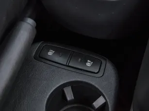 Hyundai  16