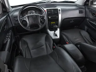 Hyundai  8