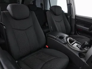 SsangYong  8