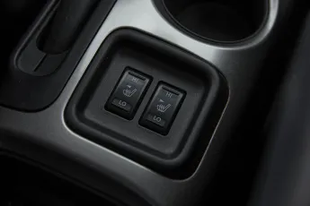 Nissan  11