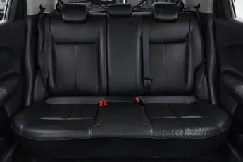 Nissan  19