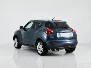 Nissan  4