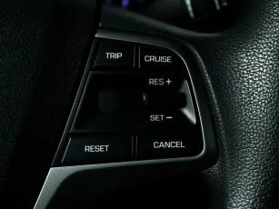 Hyundai  11