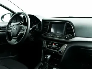 Hyundai  9