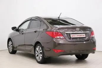 Hyundai  4