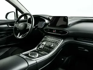 Hyundai  7