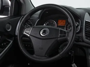 SsangYong  16