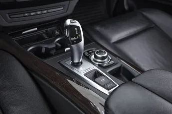 BMW  18