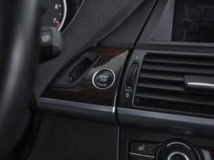 BMW  19