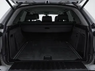 BMW  7