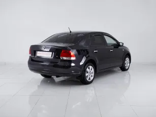 Volkswagen  5