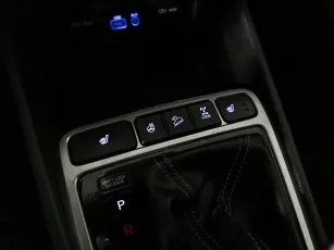 Hyundai  13