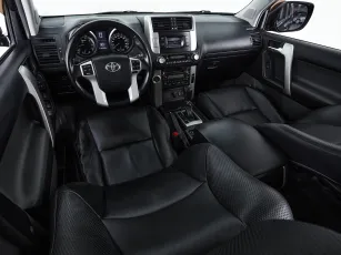 Toyota  9