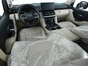 Toyota  9
