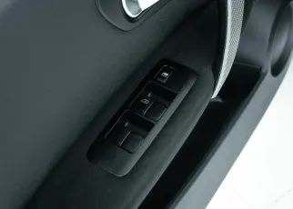 Nissan  11