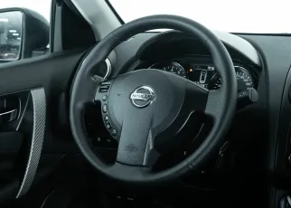 Nissan  17