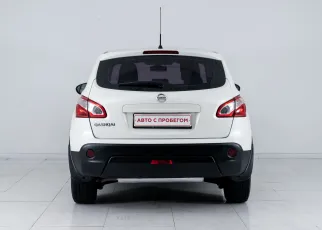 Nissan  6