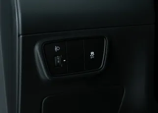 Hyundai  12