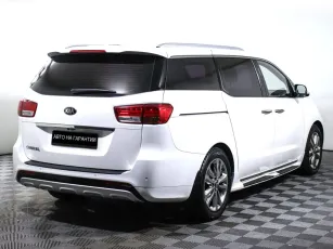 Kia  3