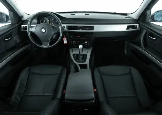 BMW  8