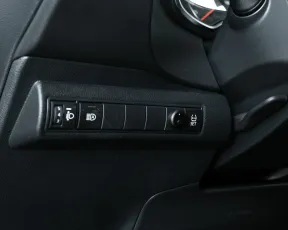 Toyota  12
