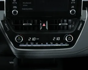 Toyota  17