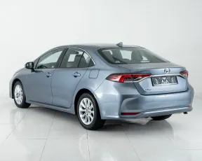 Toyota  5