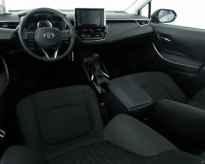 Toyota  9