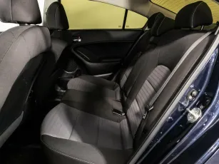 Kia  10
