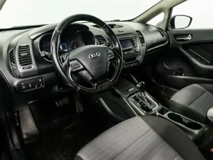 Kia  7
