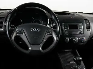 Kia  11