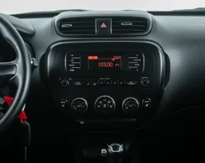 Kia  15