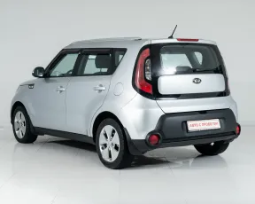 Kia  5
