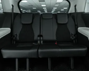 Kia  23