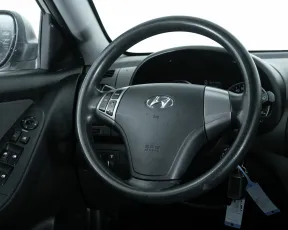 Hyundai  15