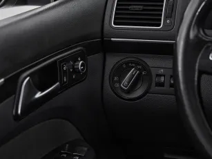 Volkswagen  12