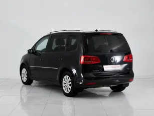 Volkswagen  5