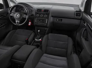 Volkswagen  9