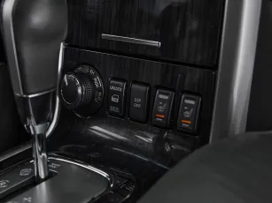 Nissan  14