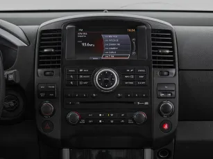 Nissan  16