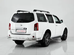 Nissan  4
