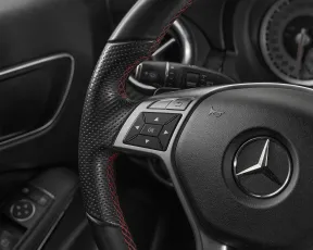 Mercedes-Benz  11