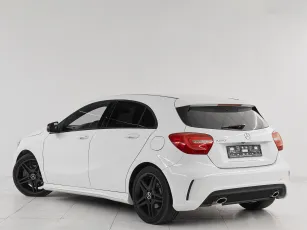 Mercedes-Benz  4