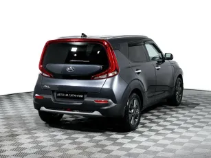 Kia  5