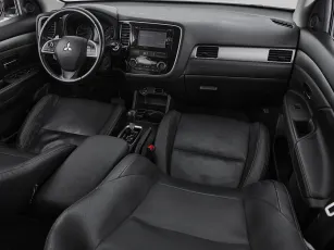 Mitsubishi  9