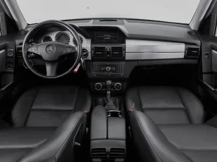 Mercedes-Benz  8