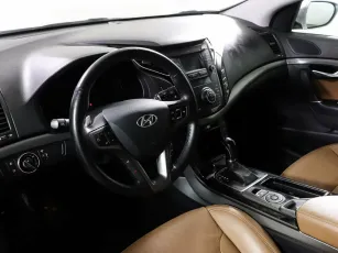 Hyundai  7
