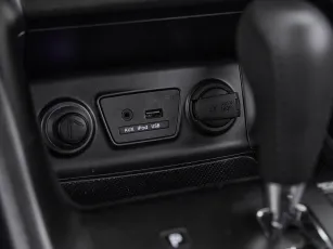 Hyundai  16