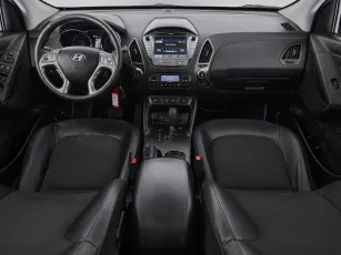 Hyundai  8